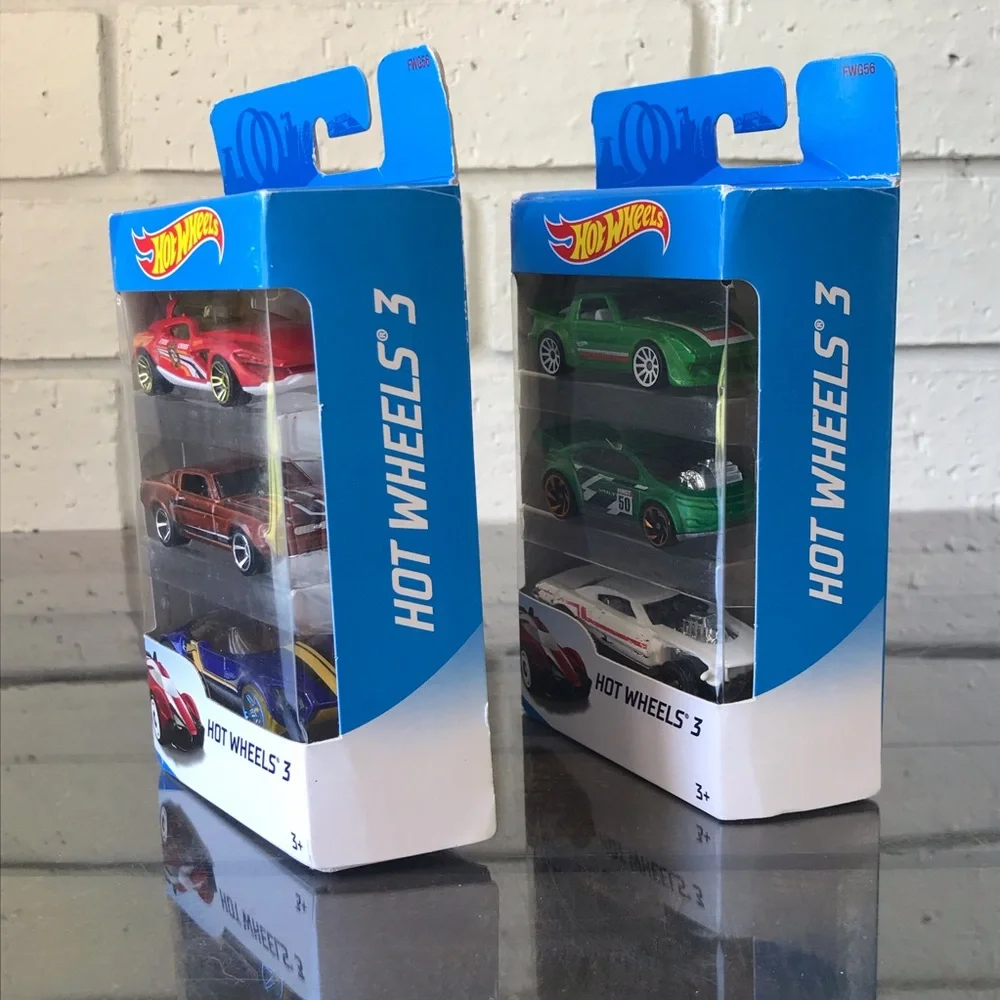 3 Pack Hot Wheels Lot of 2 (C)